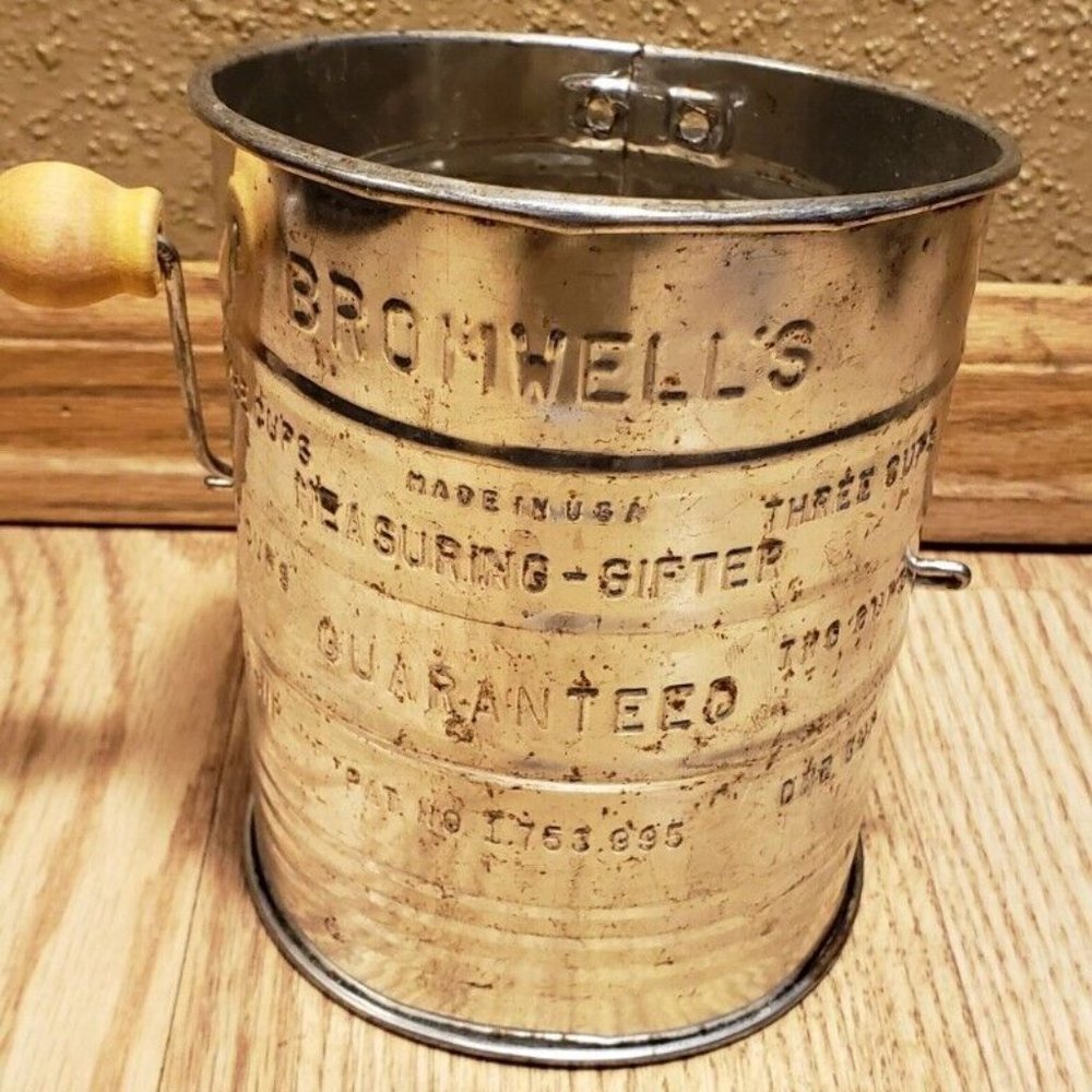 Vintage Bromwell's 3-Cup Measuring Flour Sifter